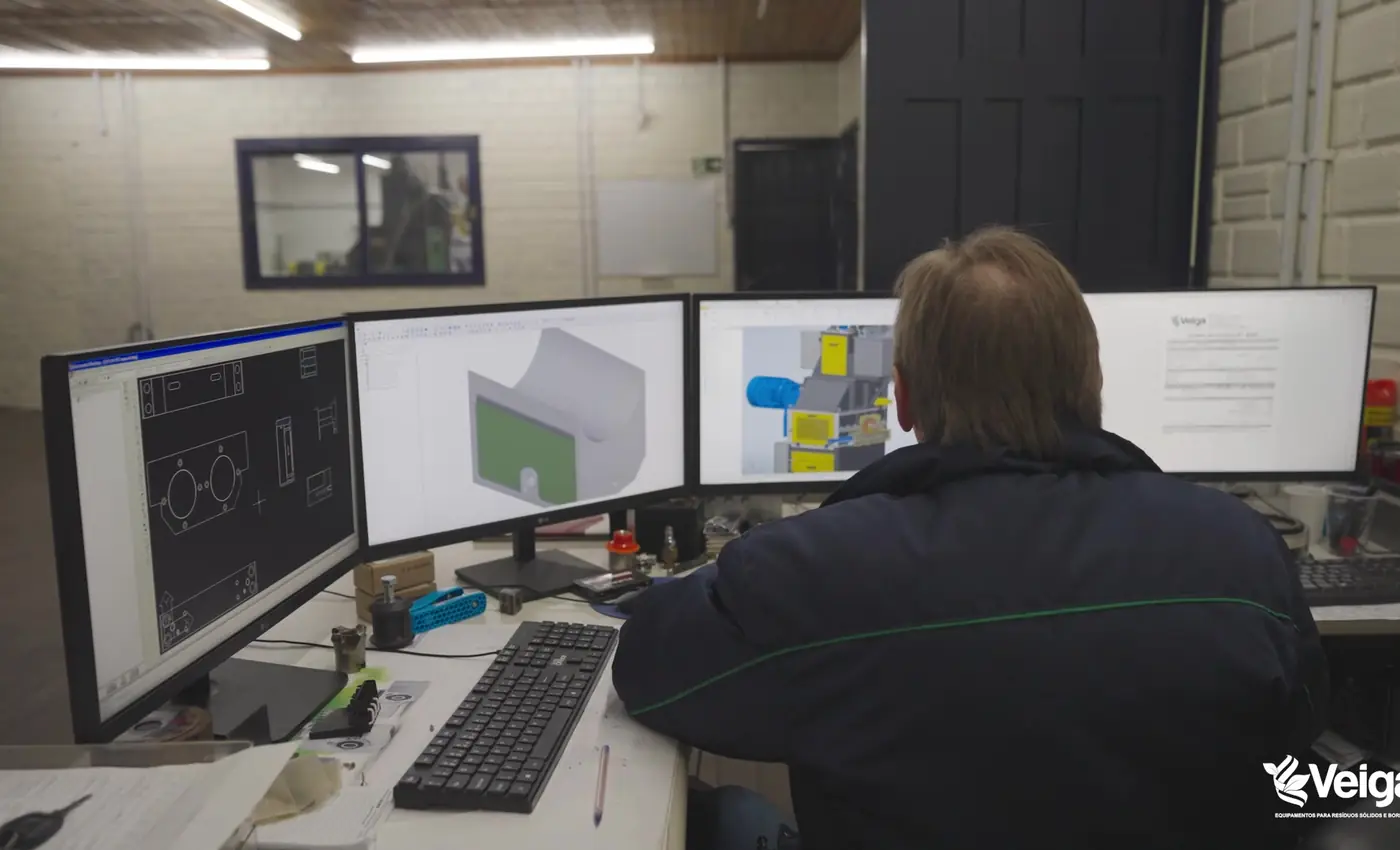 Projeto de máquina desenhado no computador, na engenharia da Veiga